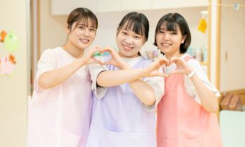 飯田 優希さん 石橋 菜摘さん 横井 柚さんの写真